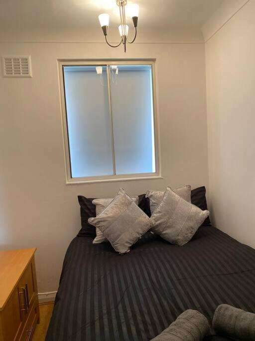 018- Premium Location Regent Park Radley House Daire Londra Dış mekan fotoğraf