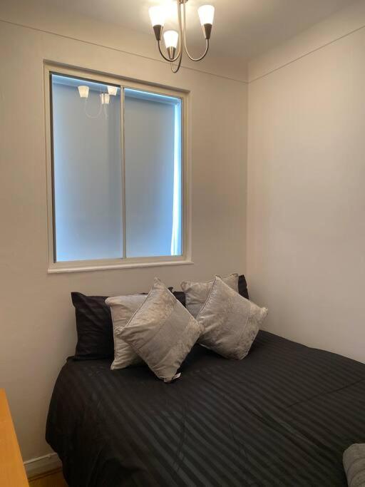 018- Premium Location Regent Park Radley House Daire Londra Dış mekan fotoğraf